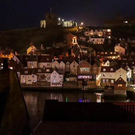 Storm * Whitby