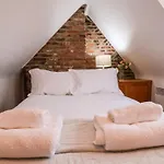 Storm בית נופש *