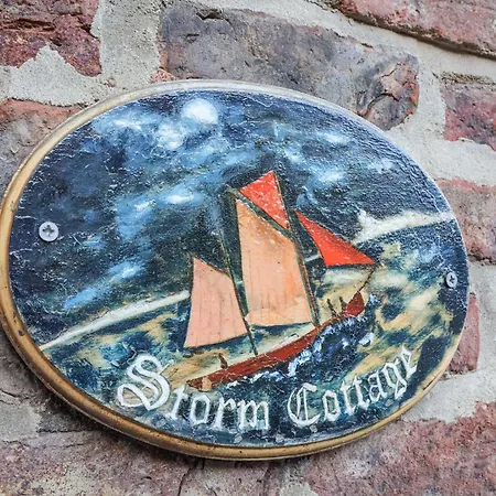 Storm * Whitby
